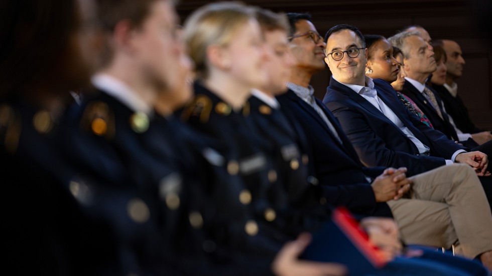 Dean Rashid Zia attends Vet Day ceremony